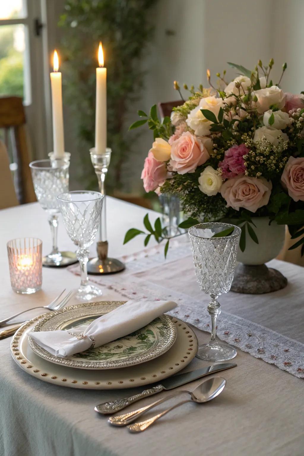Craft an ambiance of love with a beautifully arranged candlelit meal.