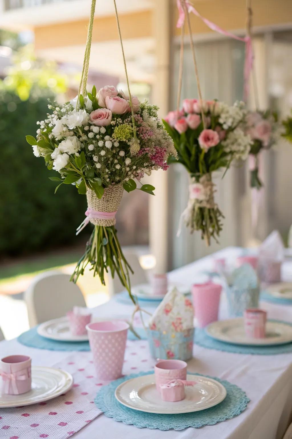 Captivating dangling bouquets bringing a unique centerpiece