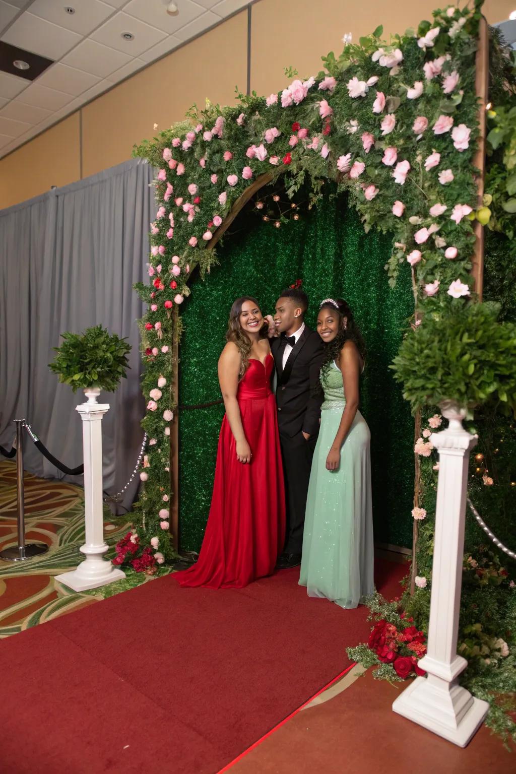 Garden-themed photo booths capture enchanting moments.