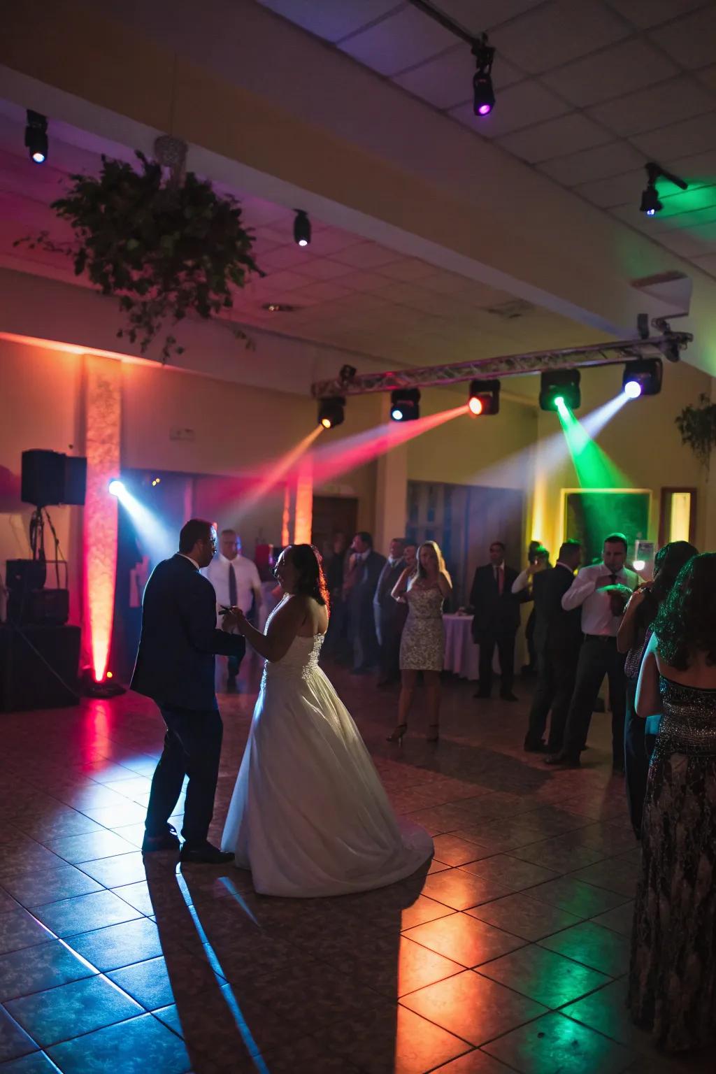 Tinted illumination establishes a theatrical and thematic mood.