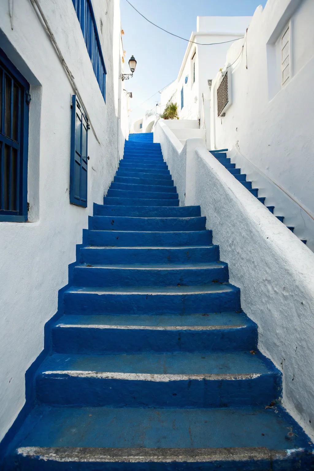 A striking color statement converts this stairway into a captivating attribute.