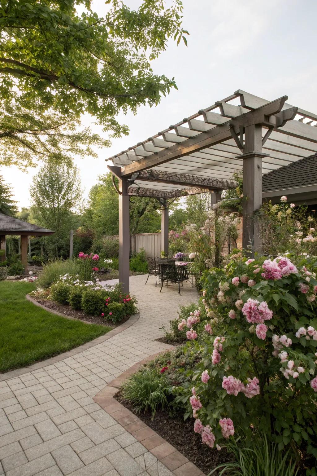Change with the seasons with an adjustable pergola roof.