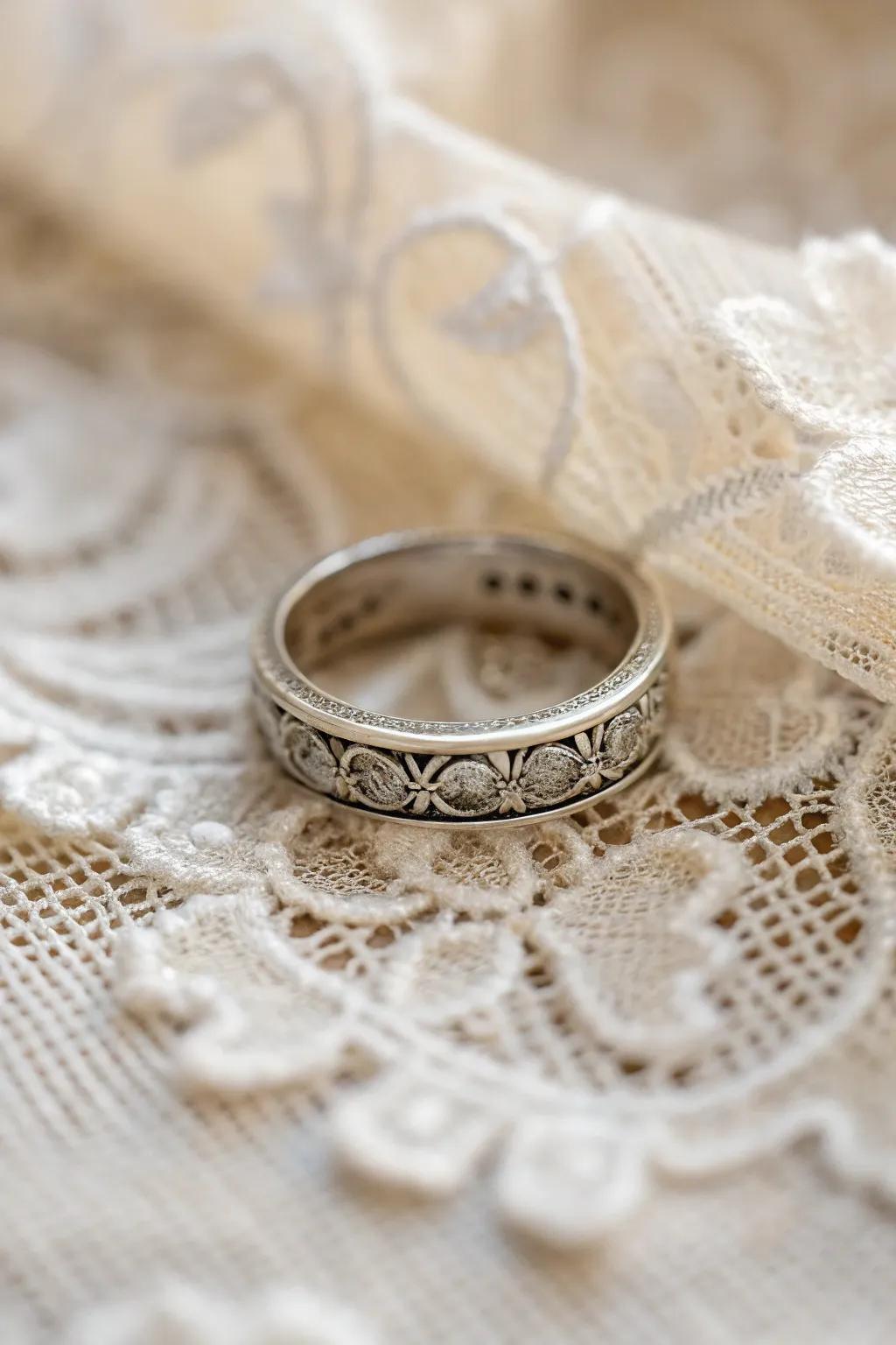 A vintage-inspired band with ageless charm.