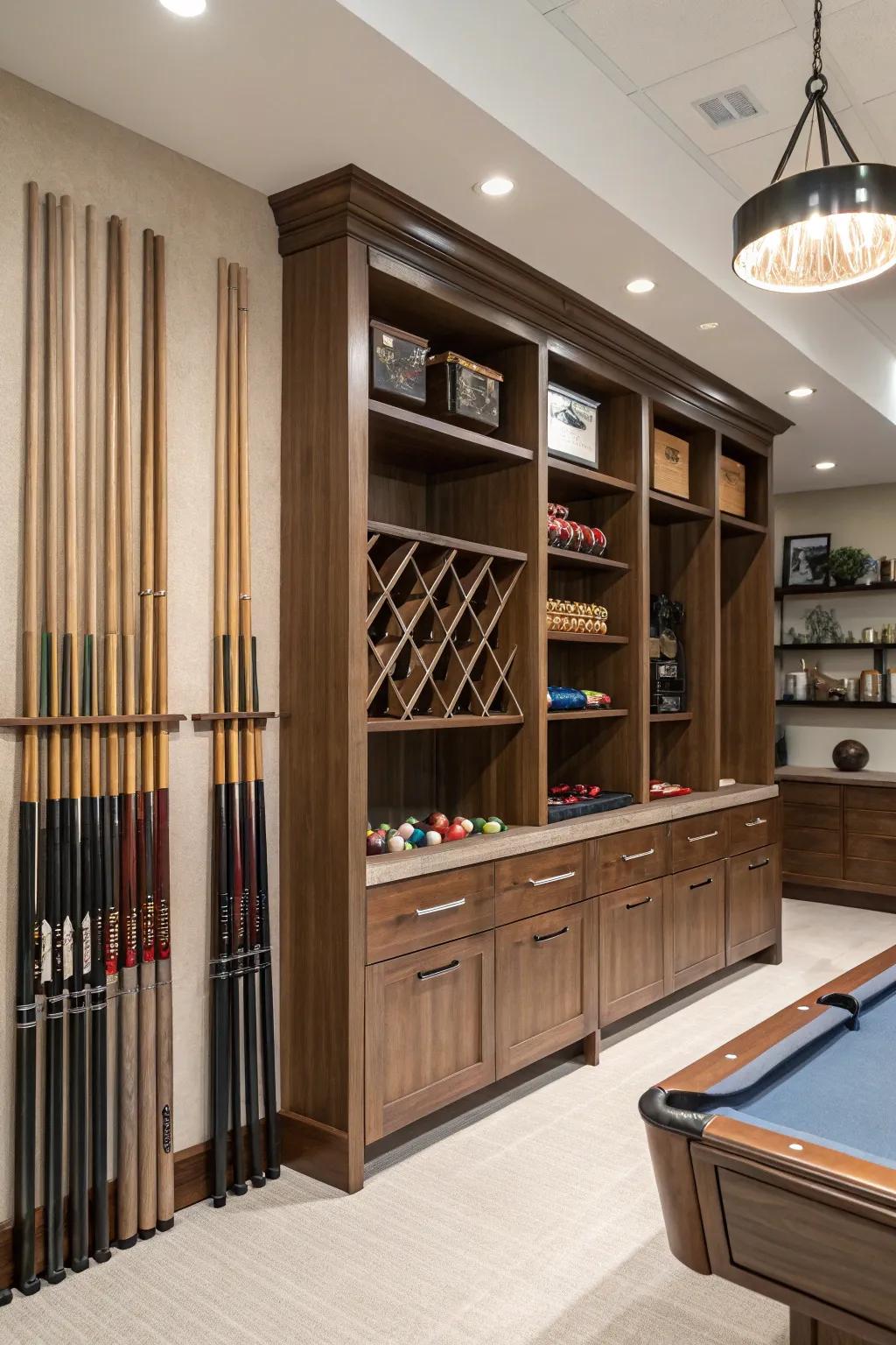 Smart spots keep your billiard space tidy and functional.