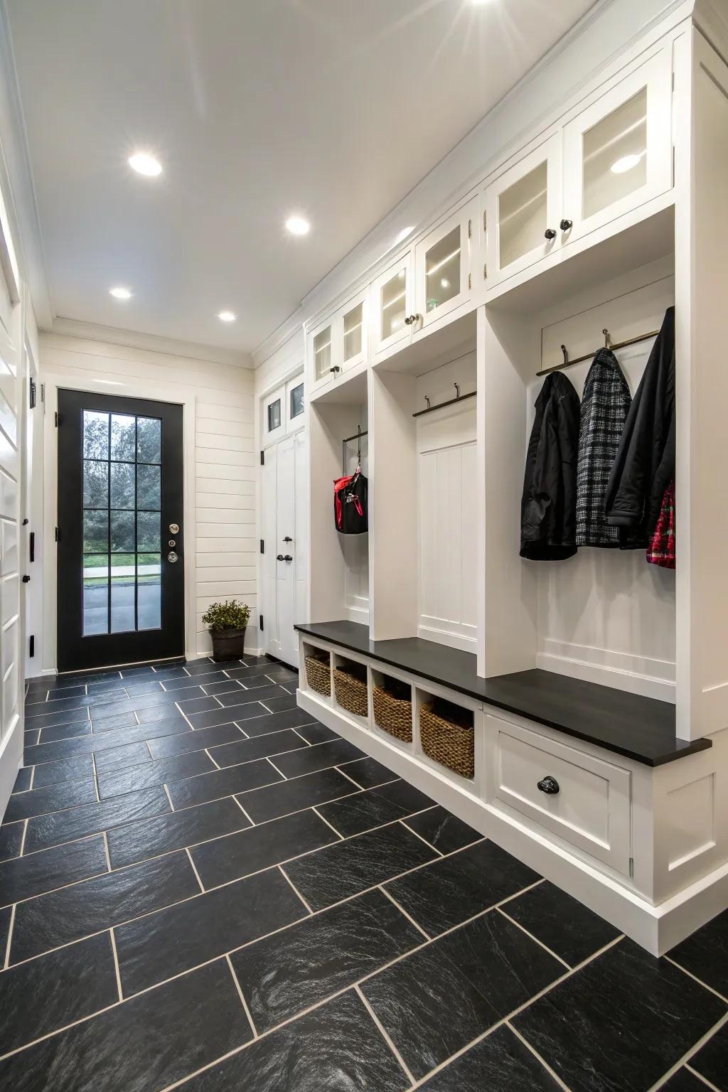 Strong onyx floor coverings create a dramatic statement.