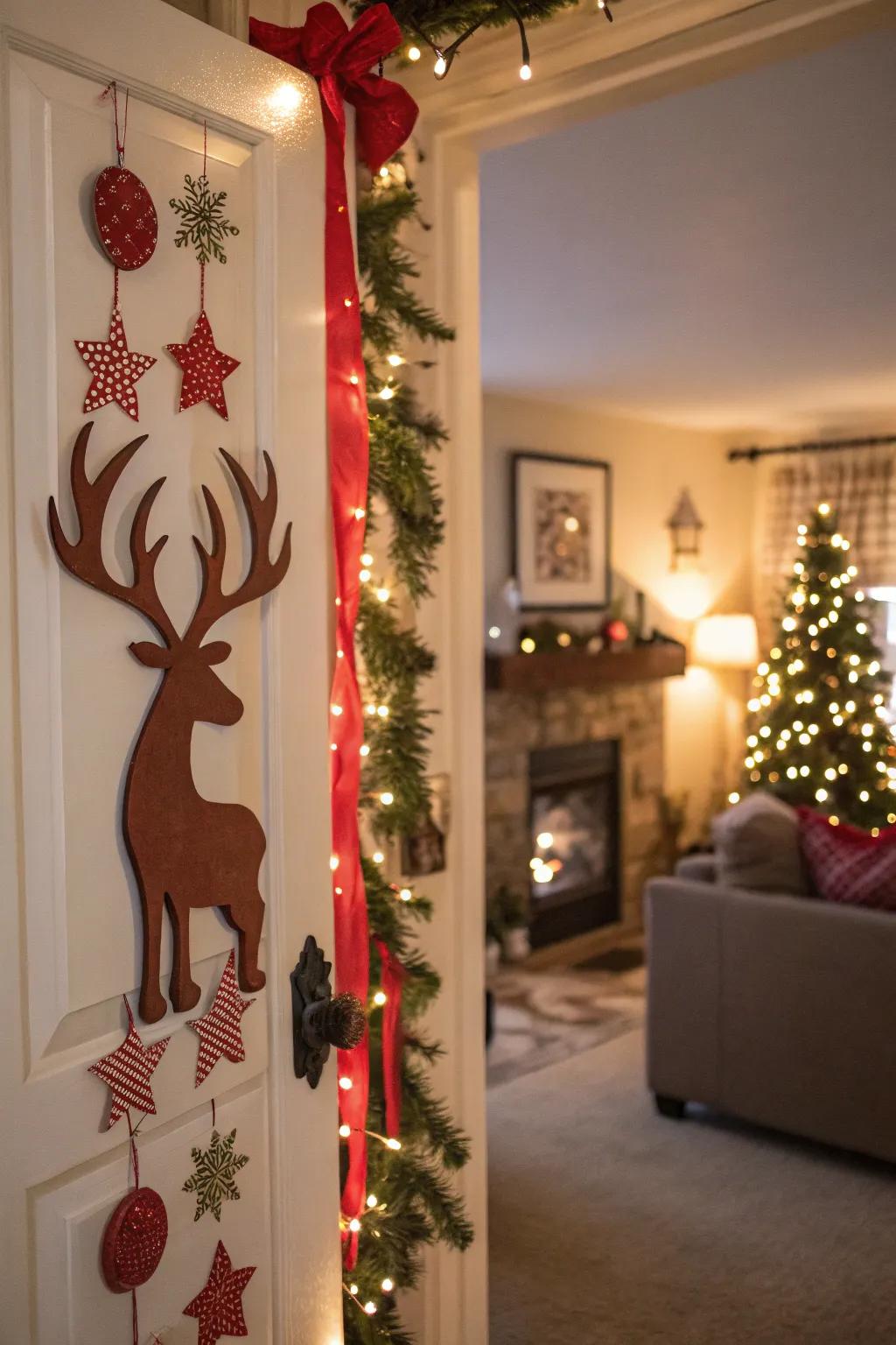 Join in the antler shenanigans with this festive door decoration.