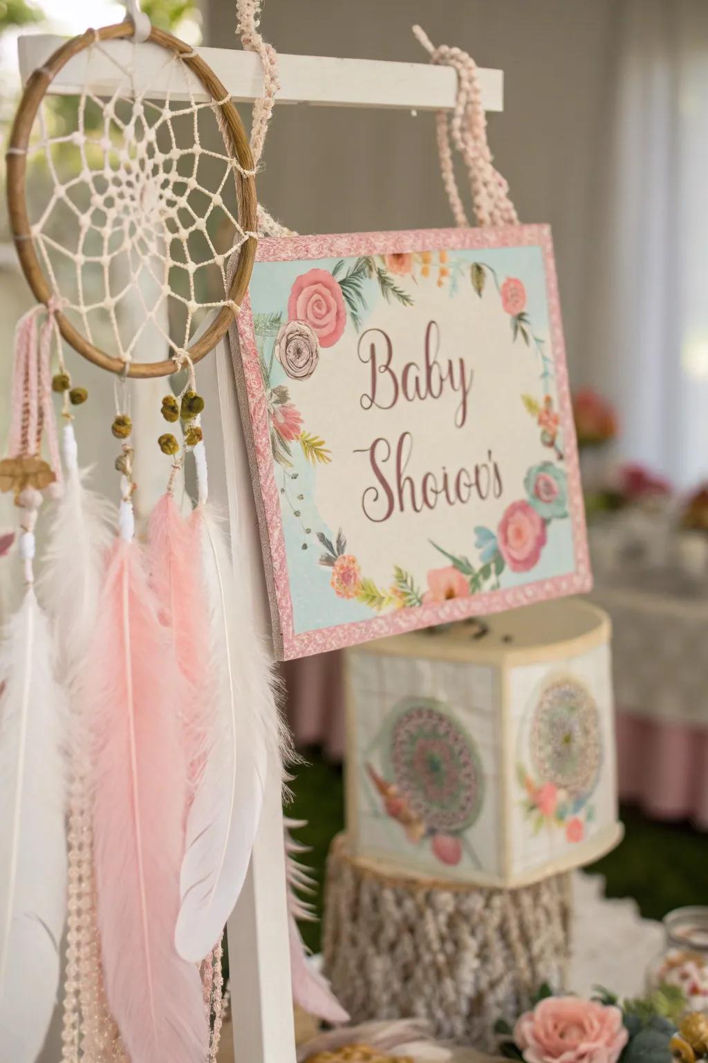 Net accents add a whimsical and textured component to decorations.