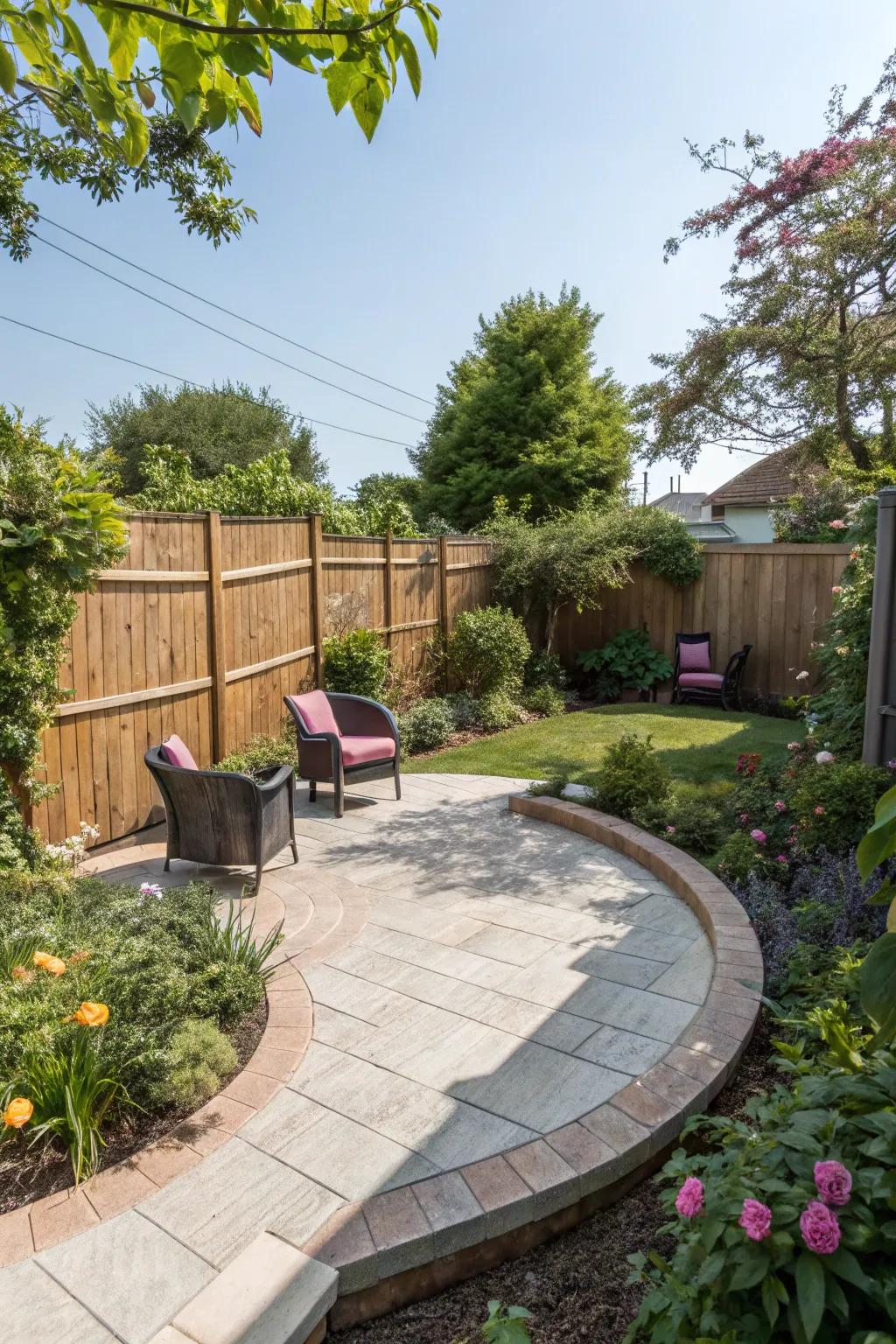Unique Ideas For Creating A Stunning Curved Patio Light And Layer