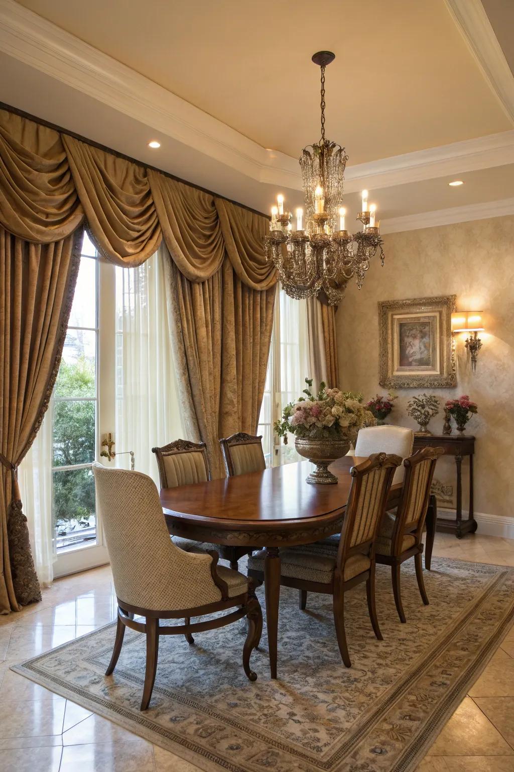 Stylish drapes add luxury and softness to the dining room.