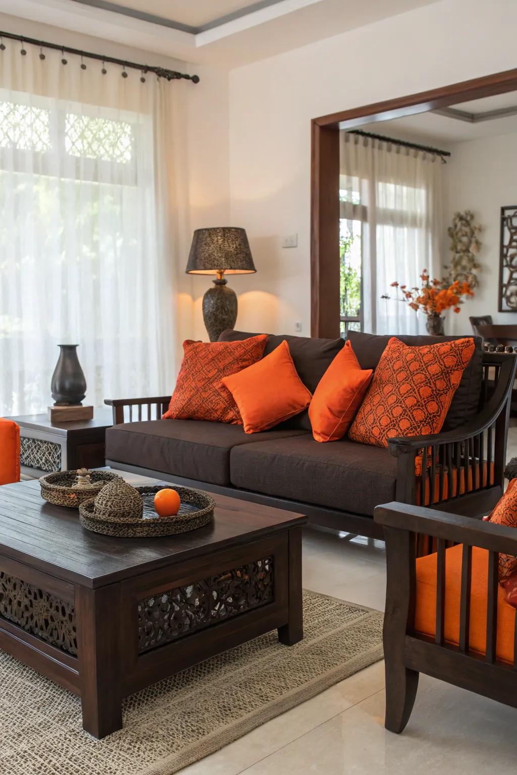 Sober and tangerine components produce a stylish and modern contrast.