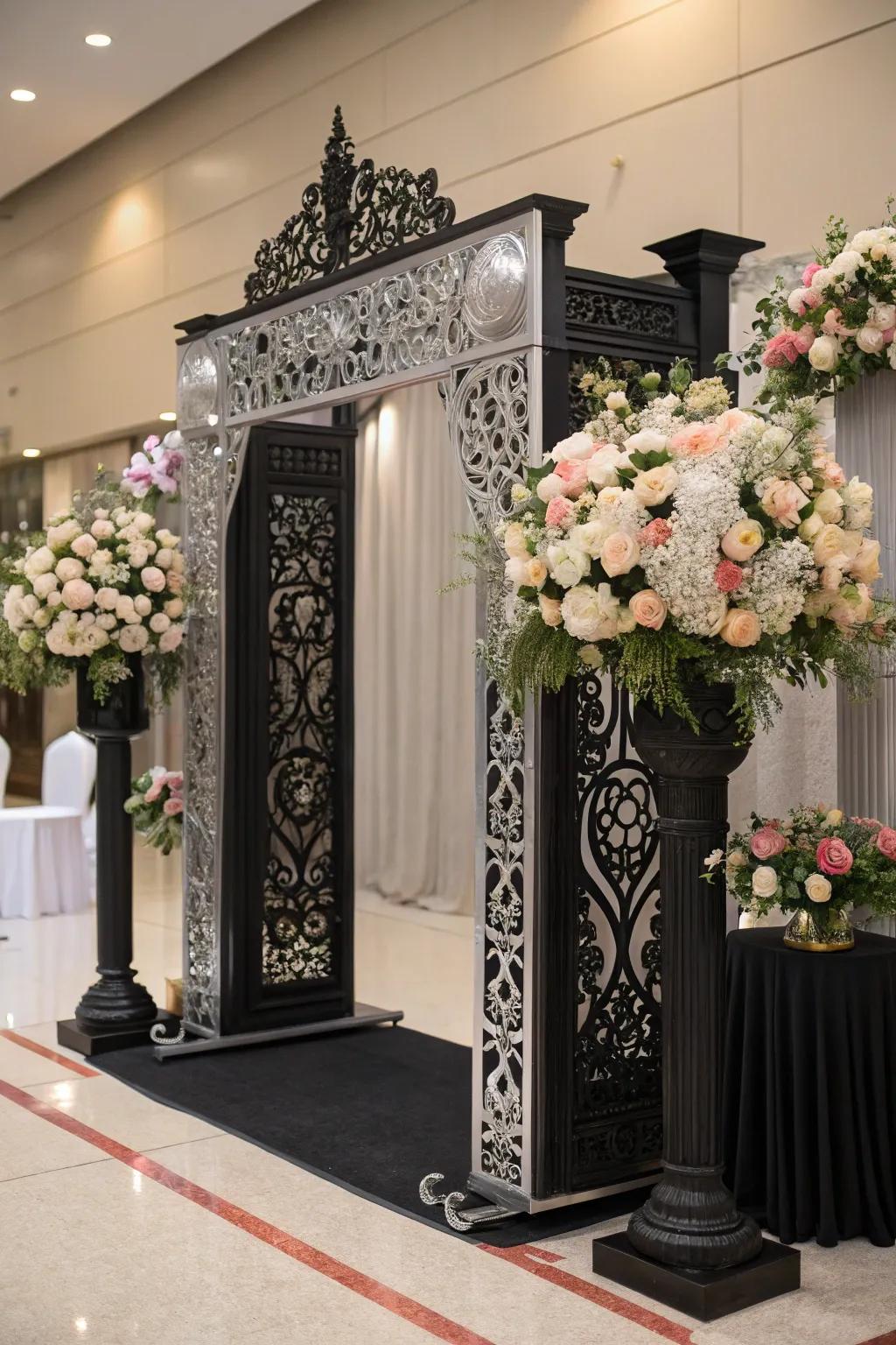 Attention-grabbing entrance decor in coal and shimmer.