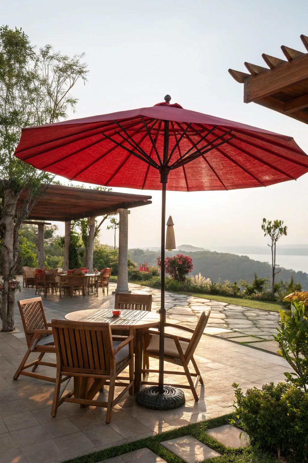 A scarlet sunshade offers stylish sun protection.
