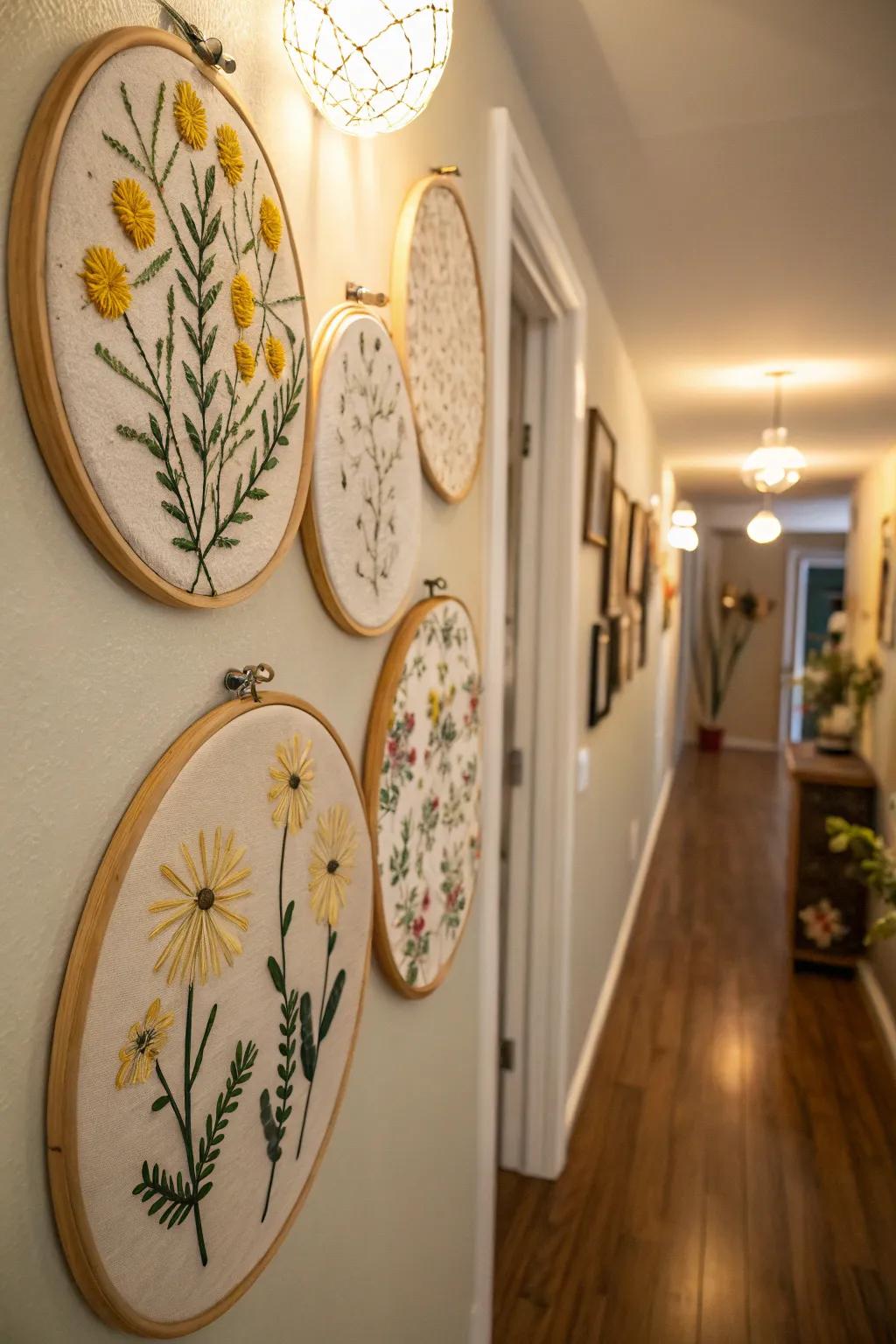 Embroidery hoop art injects elegance from handmade work.