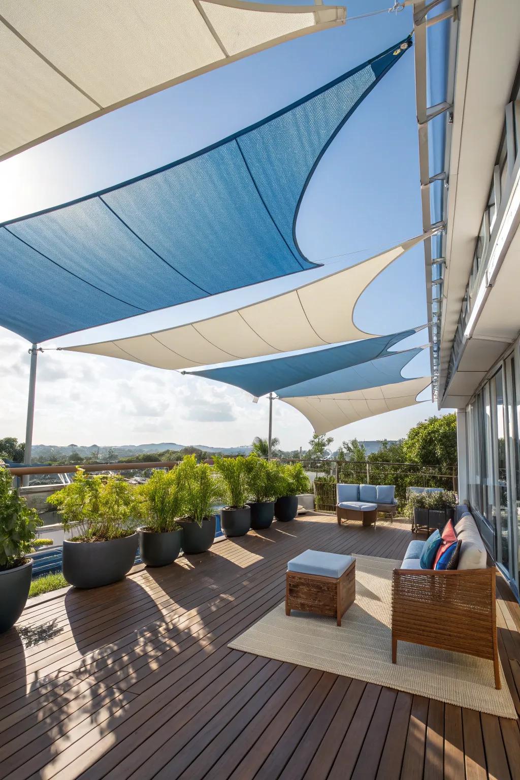 Shade sails add dynamic shapes and modern pizazz to your deck.