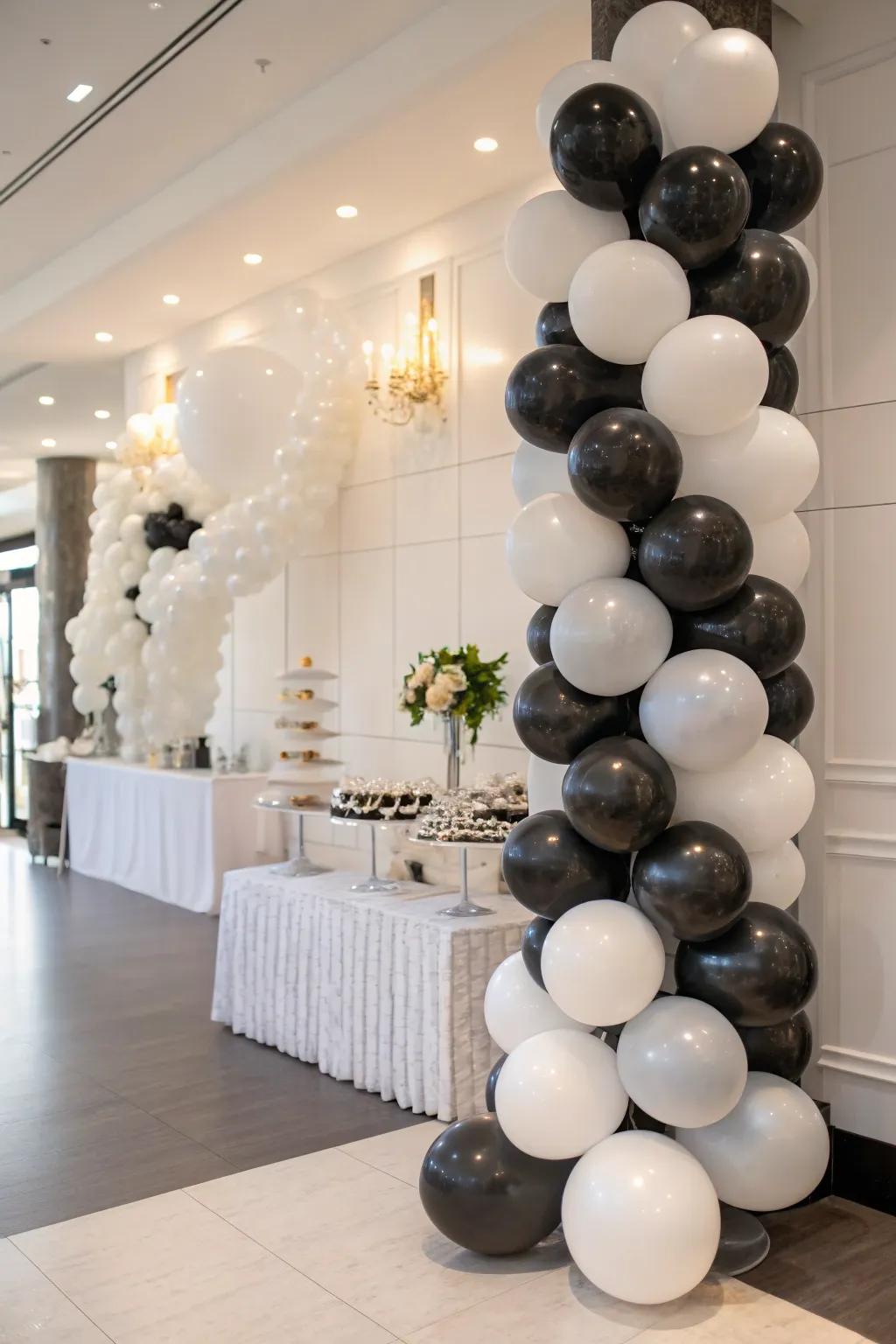 A single-color balloon presentation offers a polished, modern aesthetic.