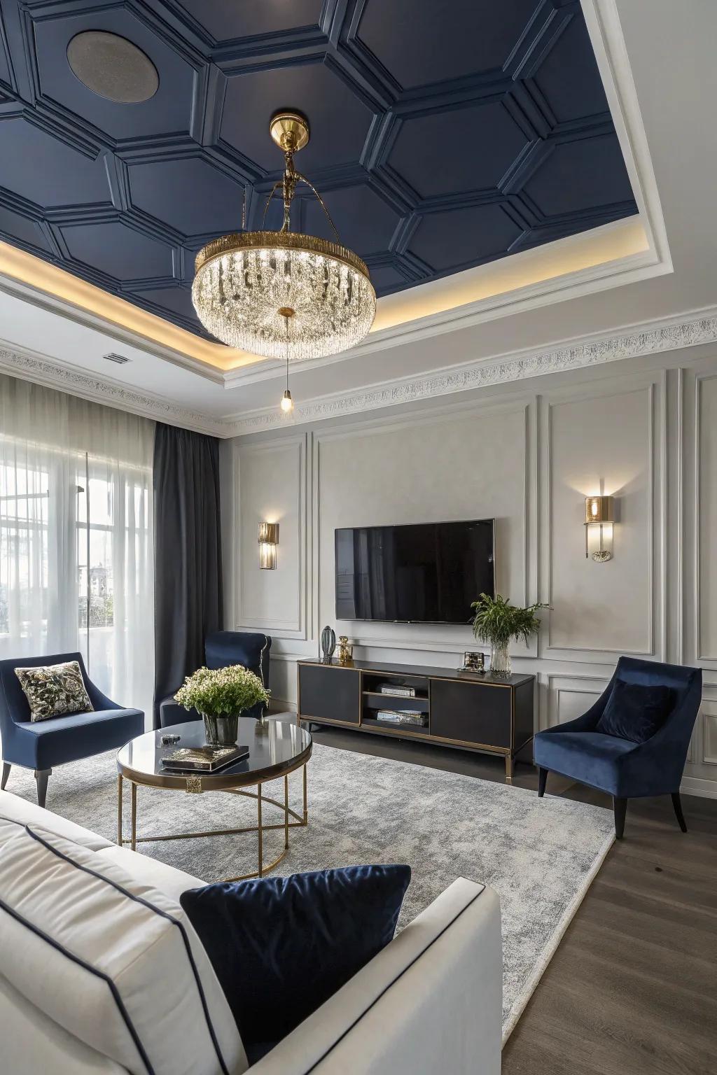 A sea ceiling adds an unexpected cozy touch.