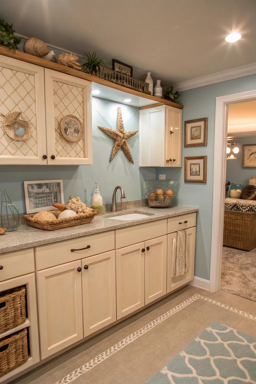 A coastal theme introduces a relaxed, beachy atmosphere to your kitchenette.