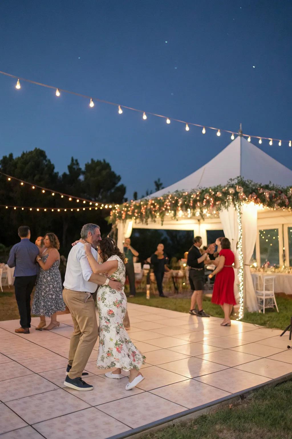 An open-air dance spot encourages visitors to dance the night away.