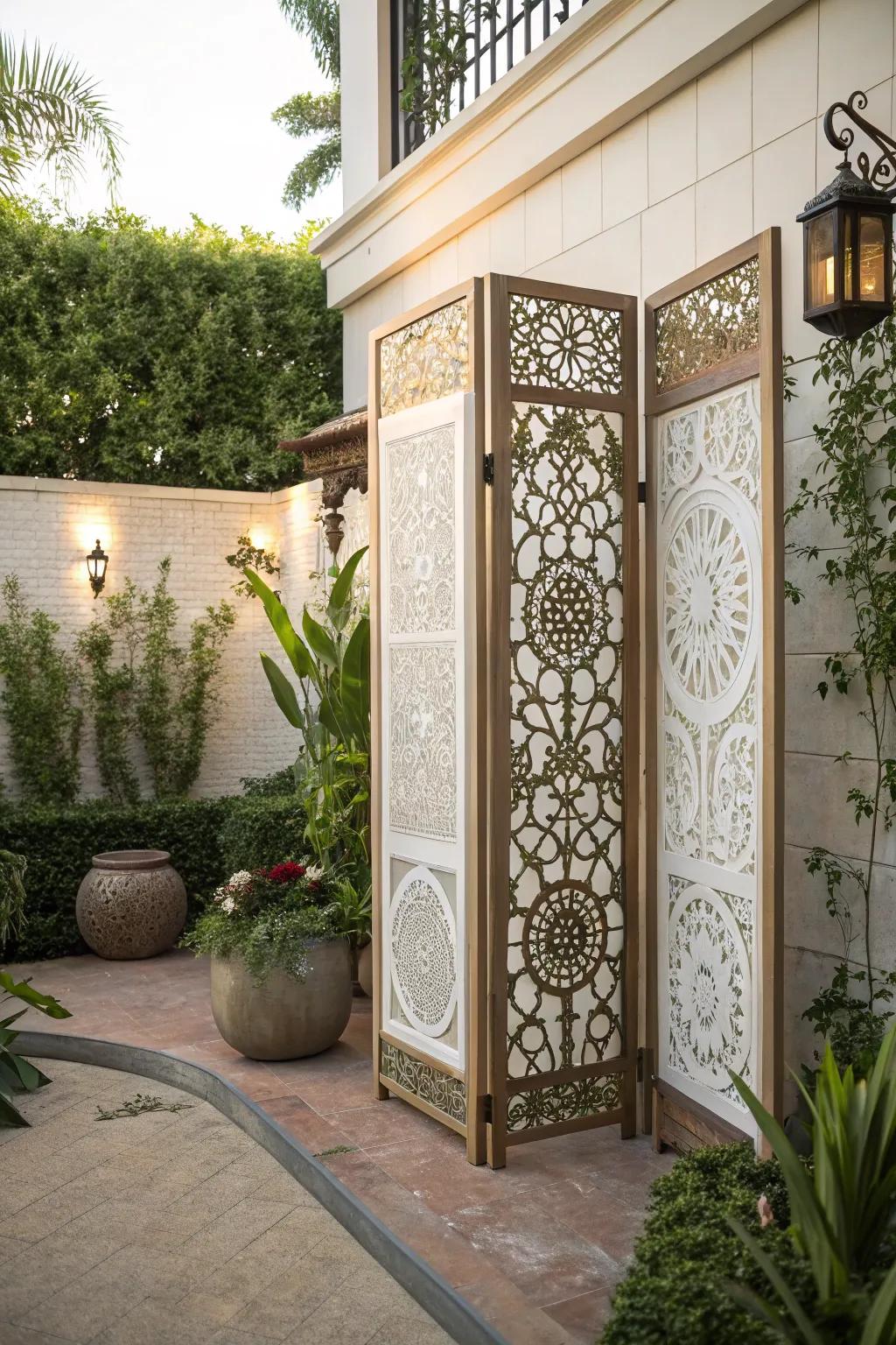 Intricate panels add an artistic touch to your garden.
