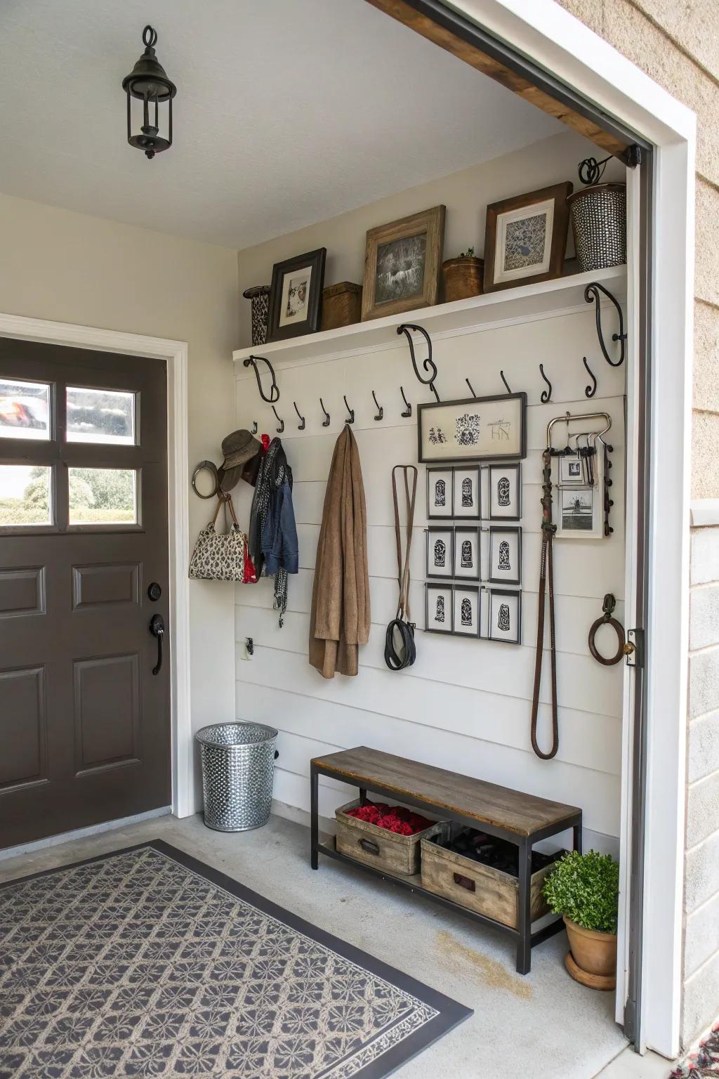 Metal accents add a modern edge and balance to your entryway.