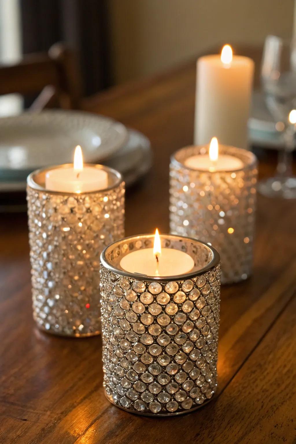 Light bases that sparkle in the candlelight.