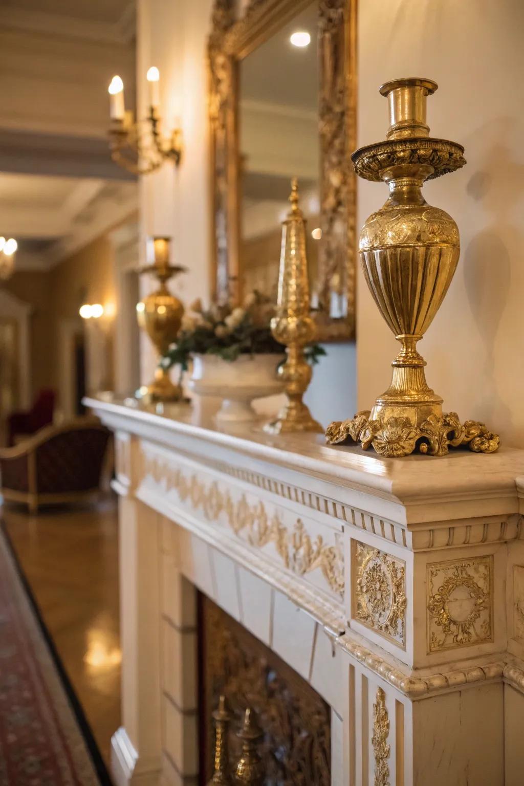 An autumnal mantel with a gilded radiance from gleaming accents.