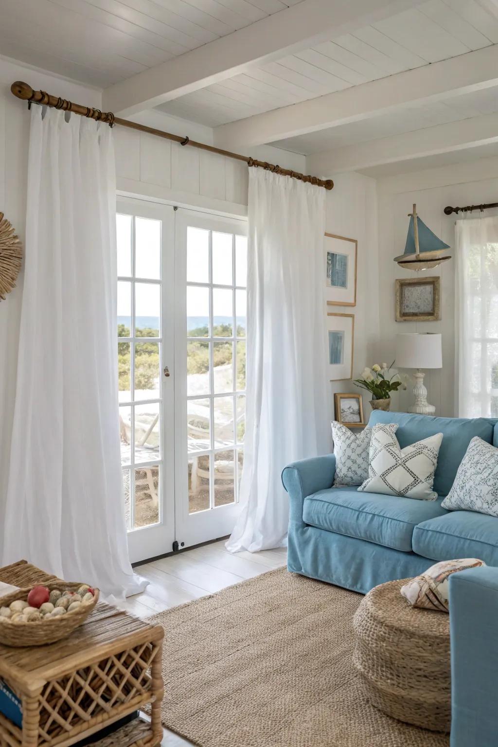 Breezy textiles contribute to a relaxed coastal feel.