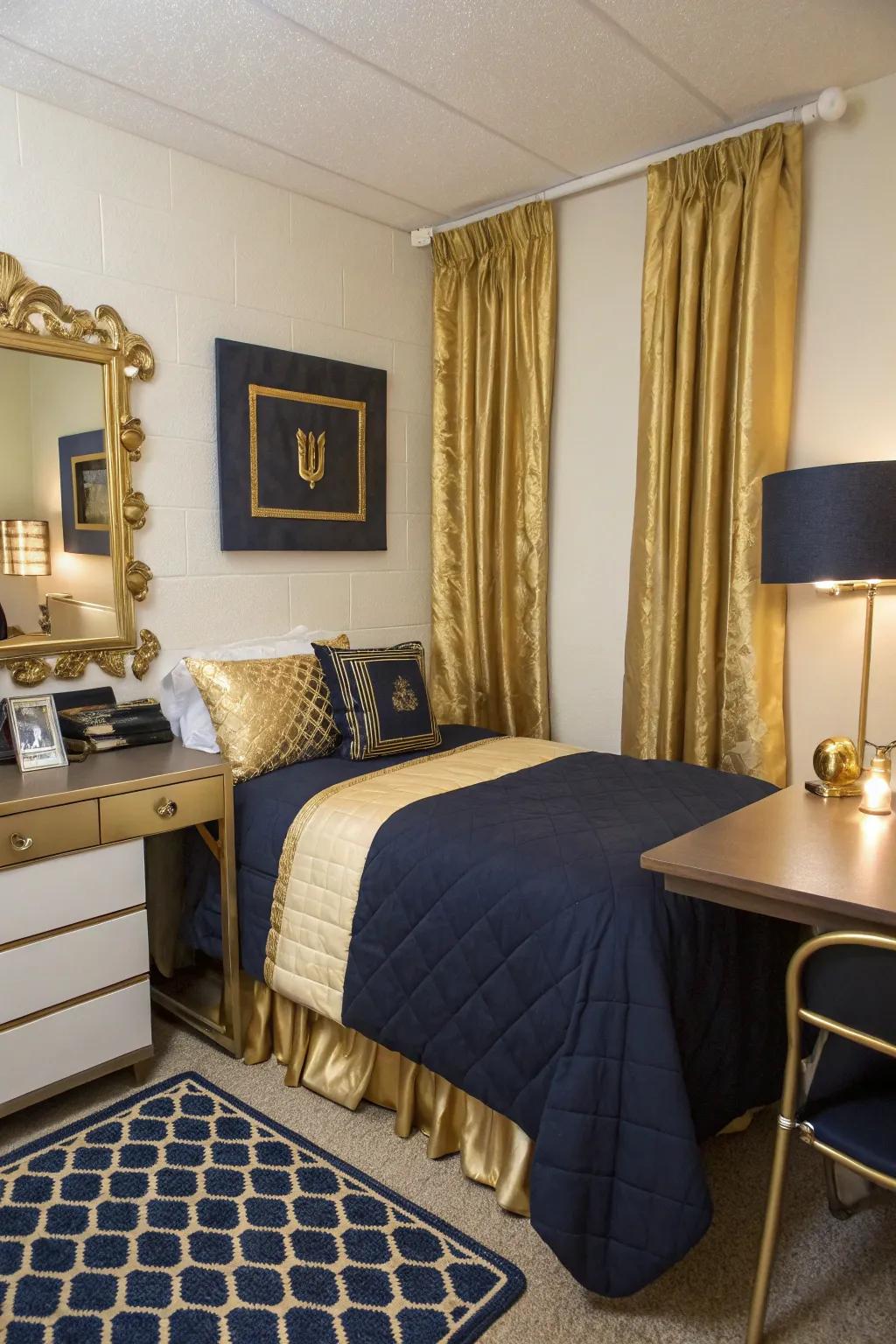 Golden accents wonderfully complement the rich shades of deep ocean blue.