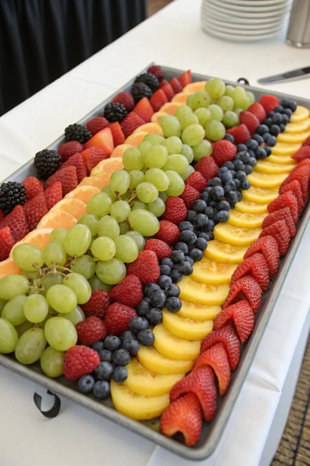 Symmetry that brings balance to your fruit display.