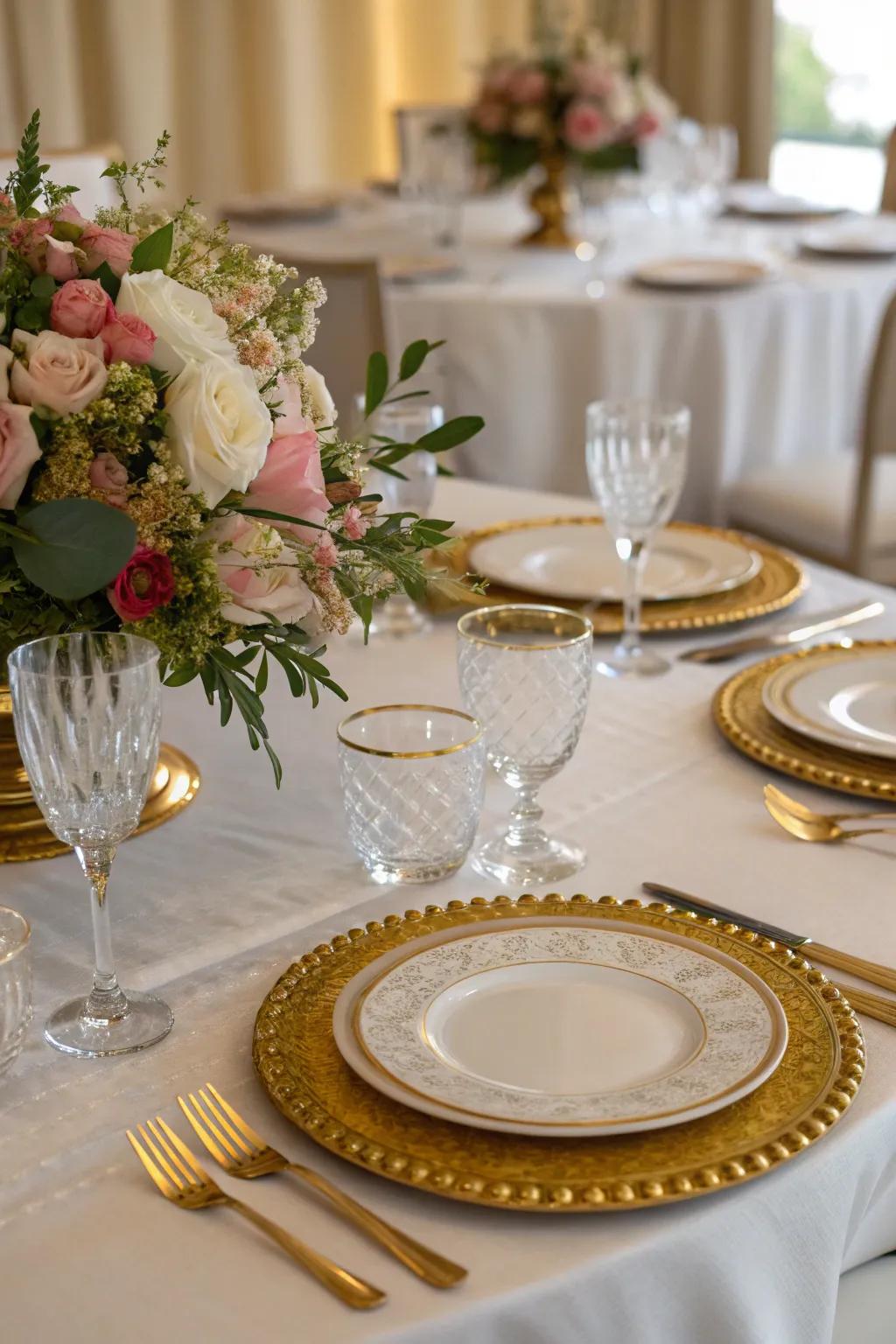 An elegant table arrangement perfect for a 50th-anniversary feast.