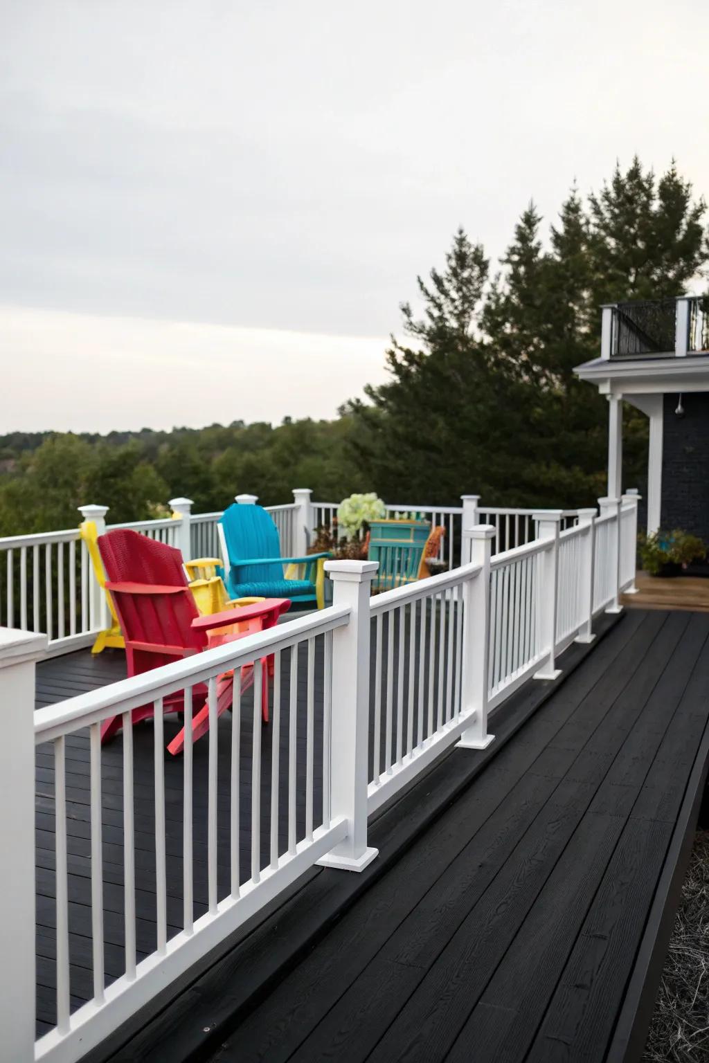 Jet decks create a striking contrast that enhances any outdoor area.