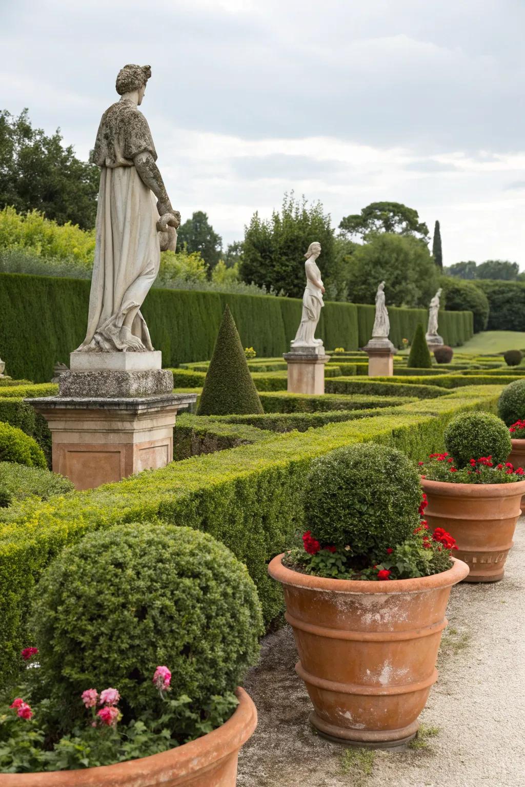 Strategically placed pots and statues add sophistication to the garden.