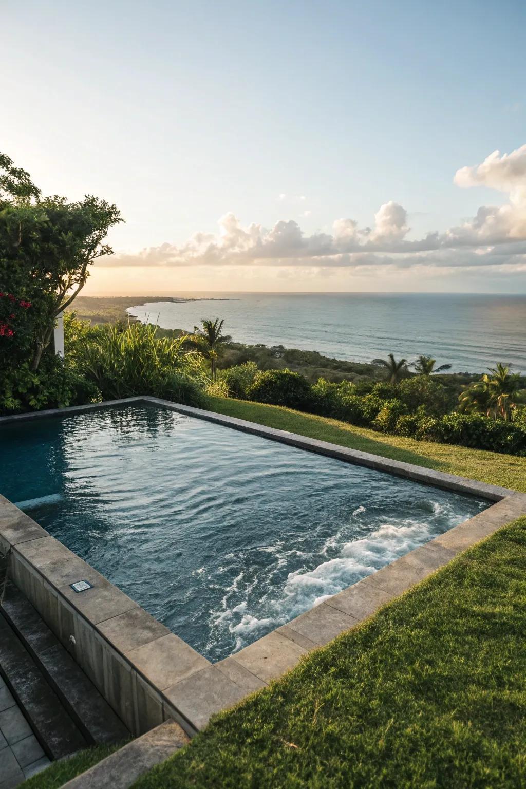 Mini infinity pool providing a stunning view.