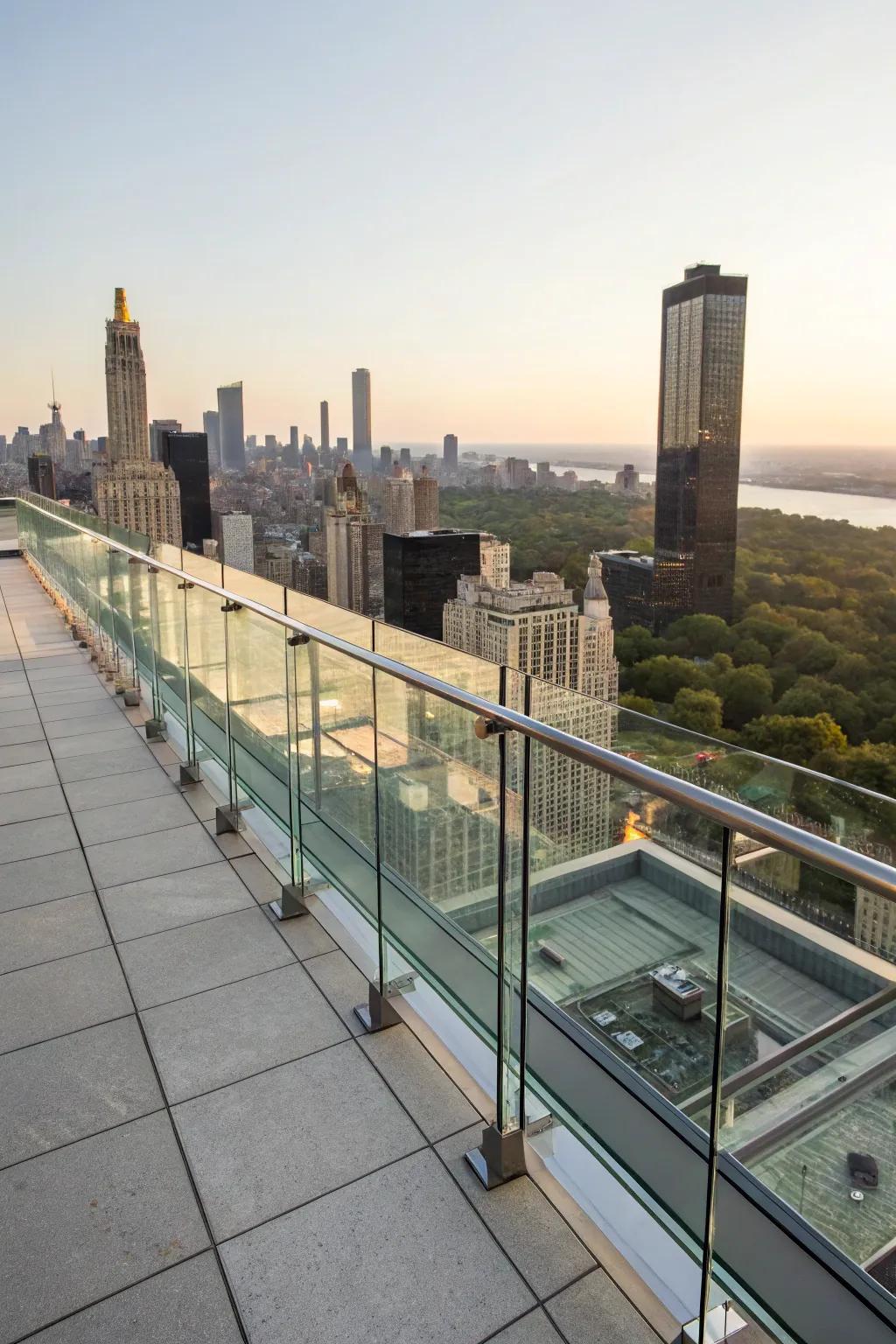 Crystal railings ensure safety without compromising the scenery.