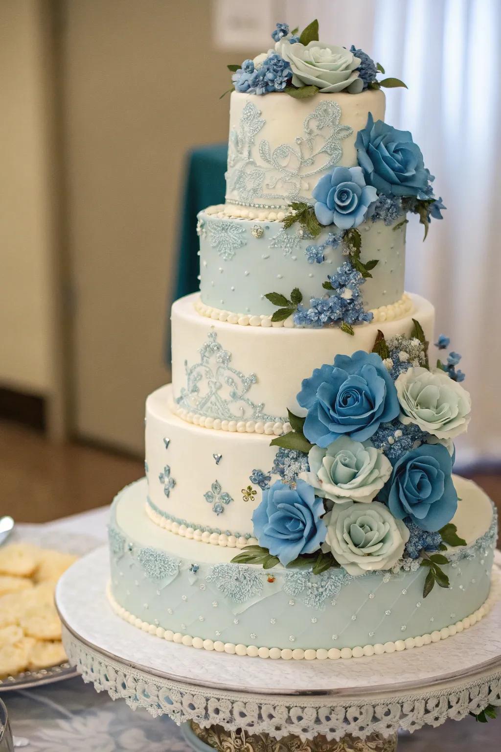 An exquisite wedding confection adorned with sky blue details, ideal for a sophisticated celebration.