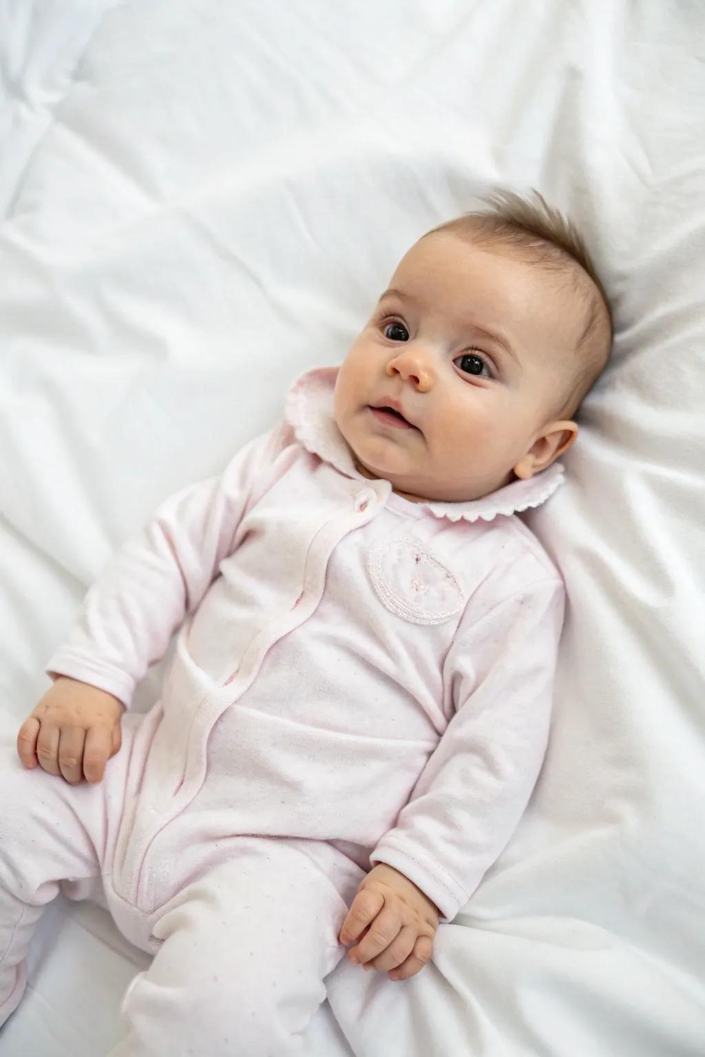 Minimalist settings allow for pure focus on your baby.