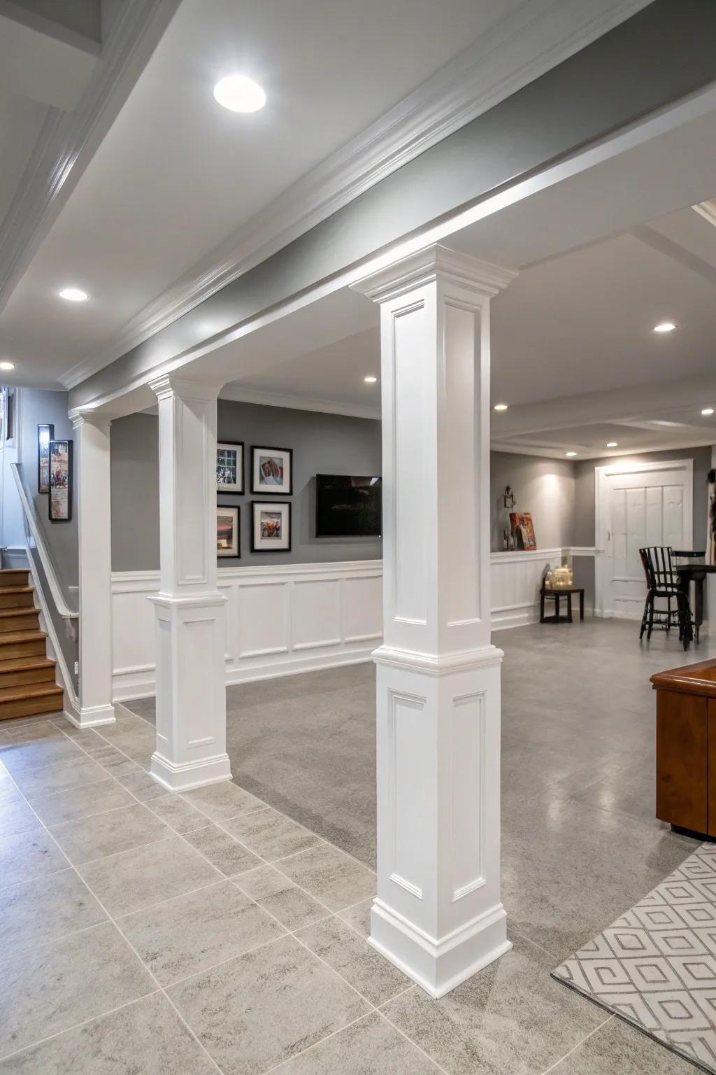 Pale trim brightens and enlarges the area.