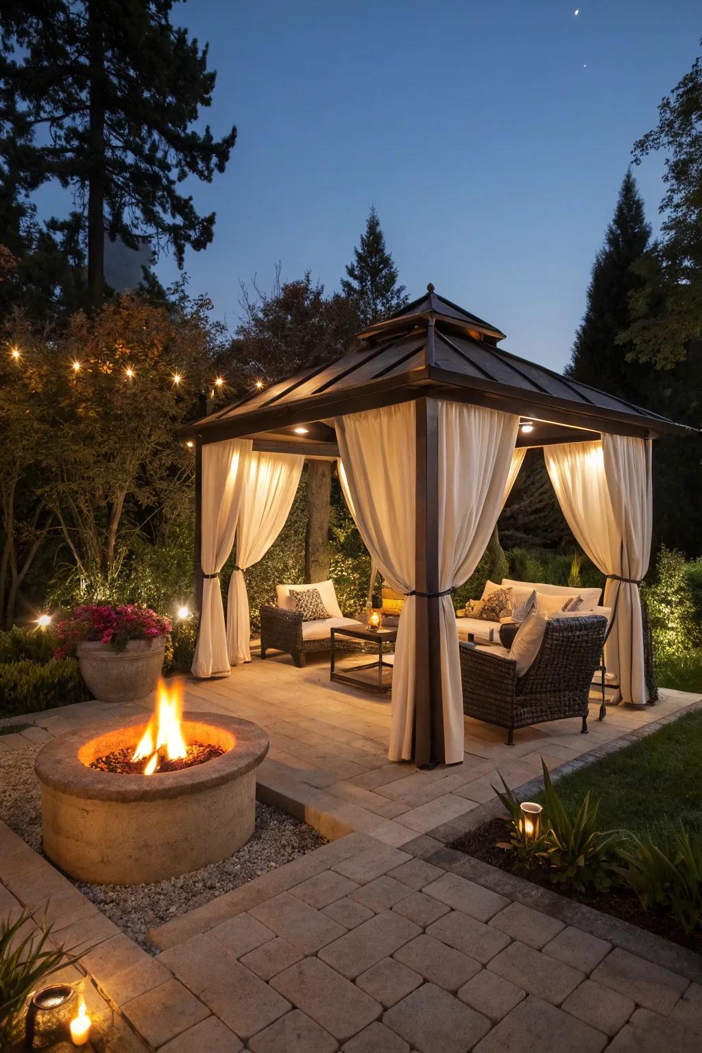 A comfortable cabana showcasing a cozy bonfire seating area.