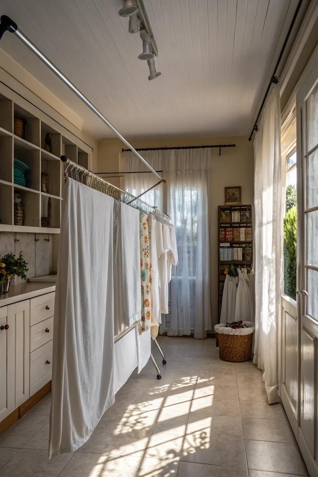 Maintain neatness with collapsible drying solutions.