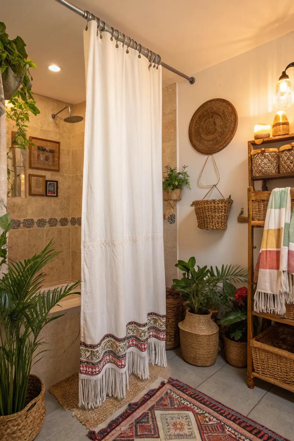 Fringes and tassels contribute a playful, bohemian touch to your bathroom.