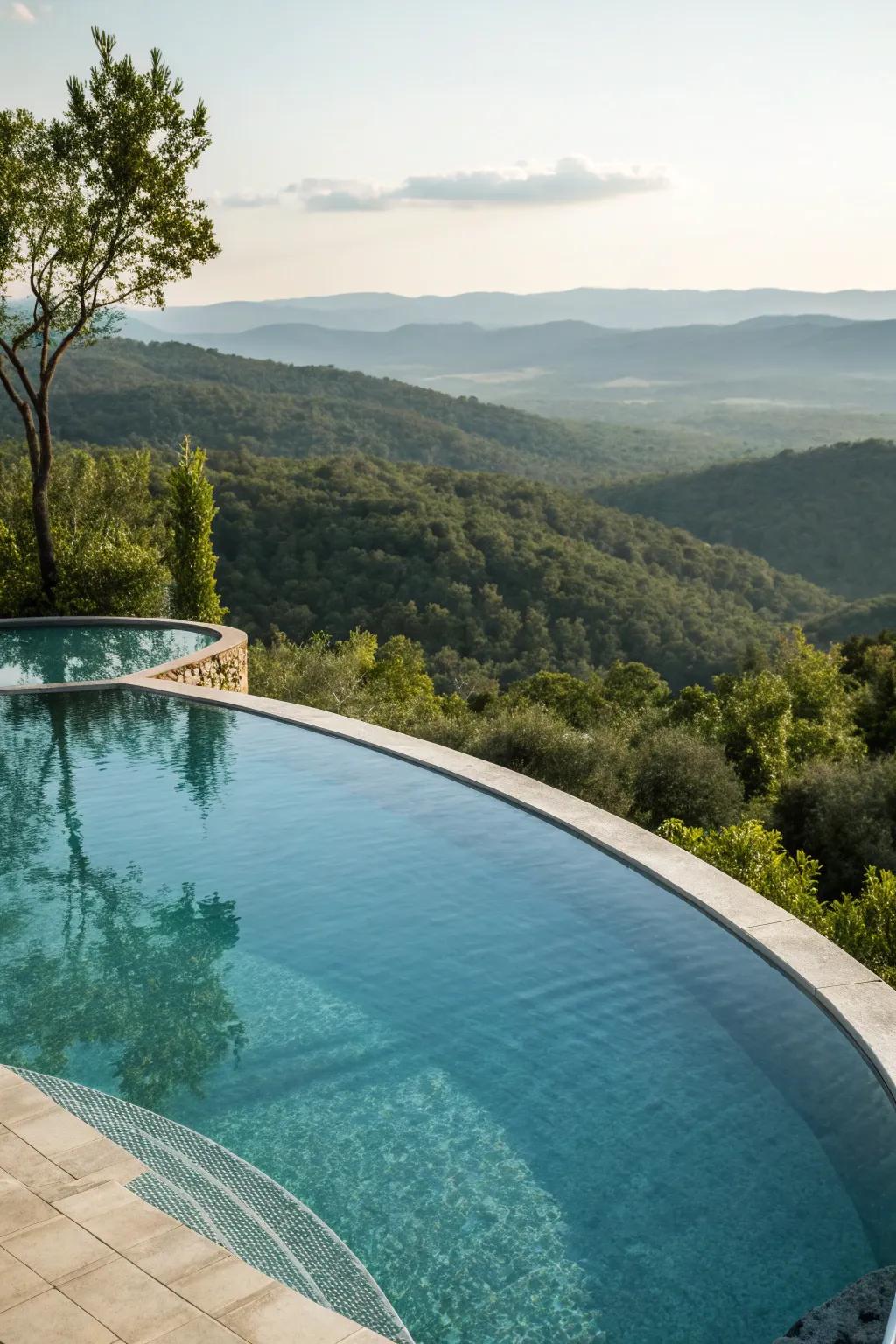 A vanishing edge provides the pool with a seamlessly endless impression.