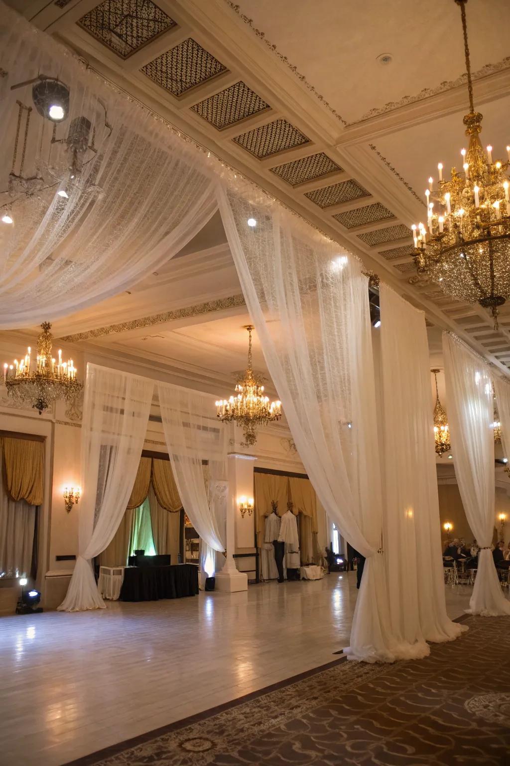 Transfigure the area with astonishing fabric drape.
