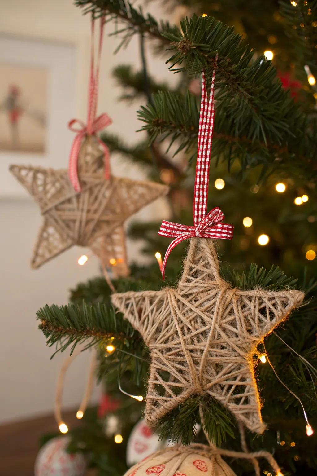 Homespun bound thread star ornaments conveying a farmhouse sensation to the holiday ornamentation.