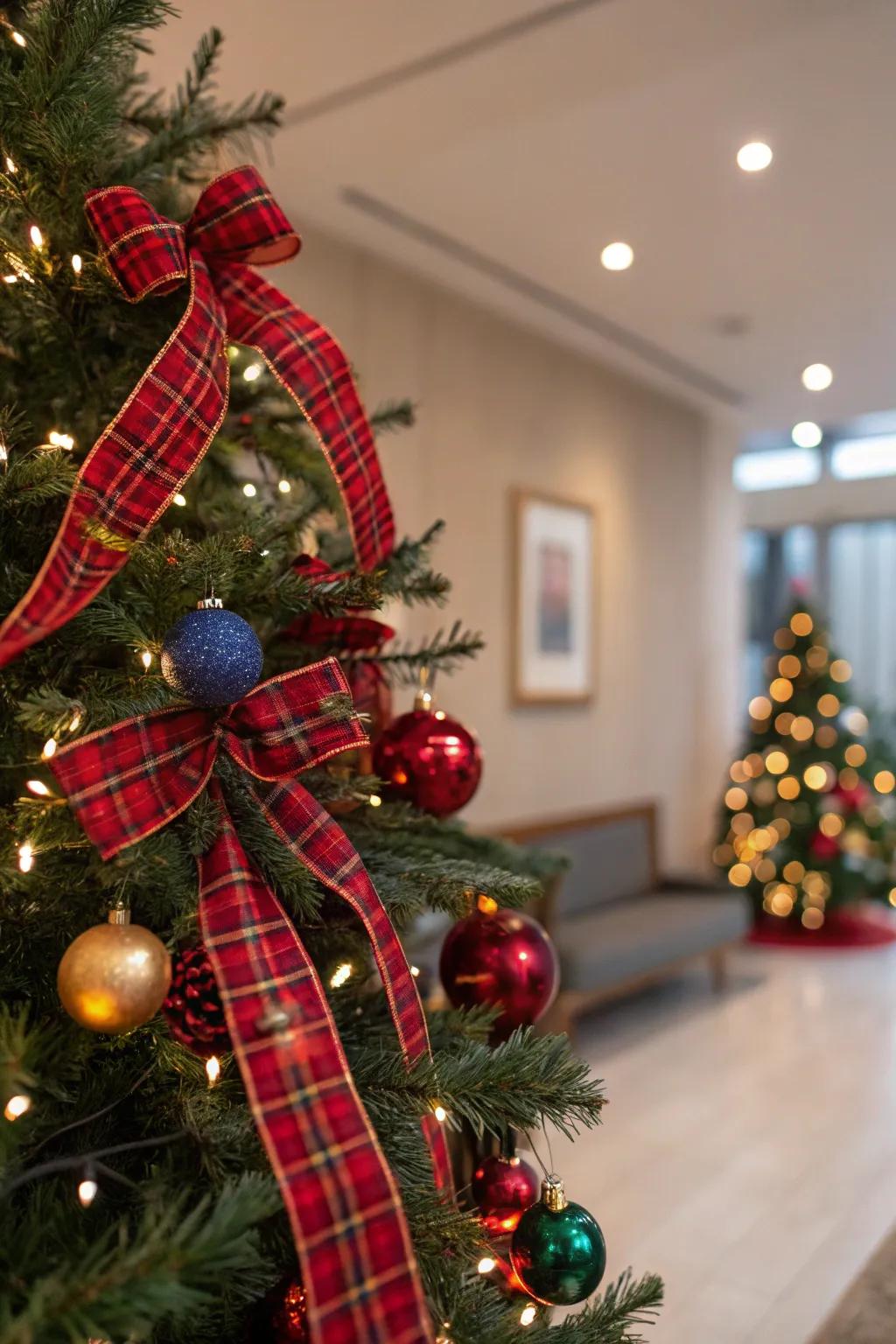 Cozy Christmas tree featuring scarlet plaid patterns