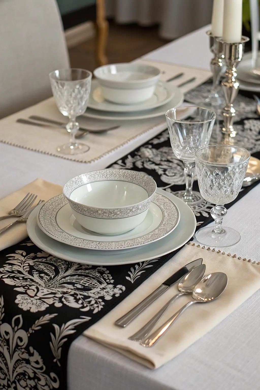 A monochrome table runner for a classic, elegant setting.