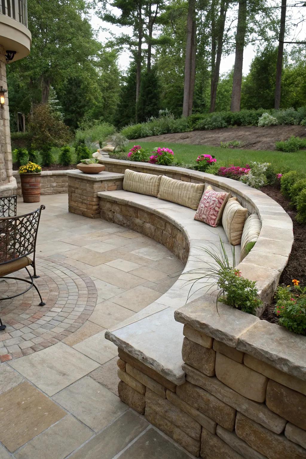 Unique Ideas For Creating A Stunning Curved Patio Light And Layer
