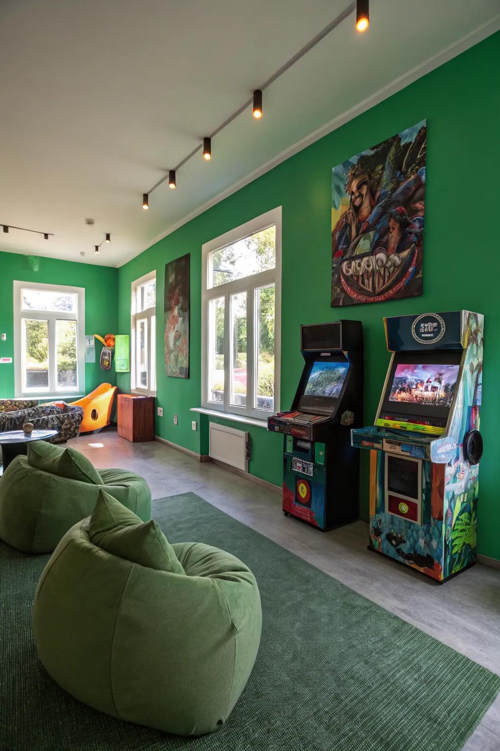 Emerald walls bring freshness and vitality to your gaming space.