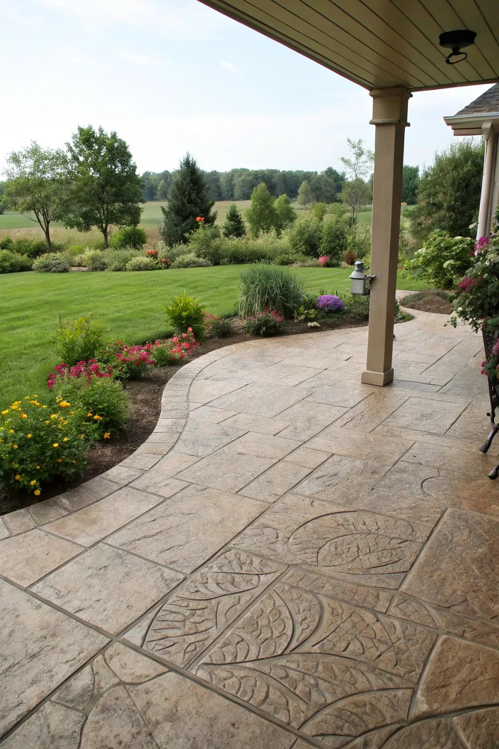 Unobstructed views amplify the feeling of space on the patio.