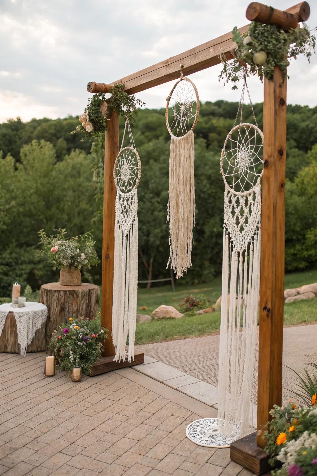 Bohemian details like macramé add a free-spirited vibe.